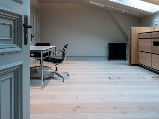 Dennebos Flooring Pavimento in legno di pino ingegnerizzato XXL