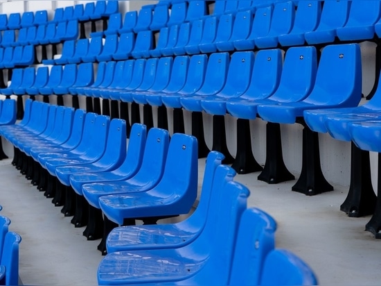 Sedili dello stadio CR4