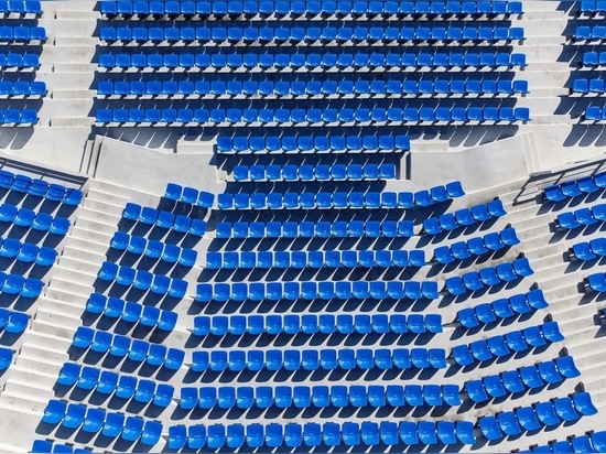 Ristrutturazione dello Stadio OAKA con sedute Daplast