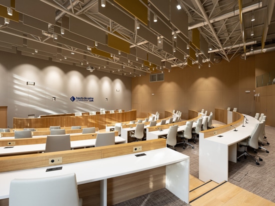 AMBIENTI DI LAVORO - Nanterre, Francia