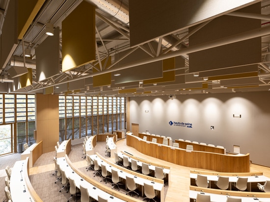 AMBIENTI DI LAVORO - Nanterre, Francia