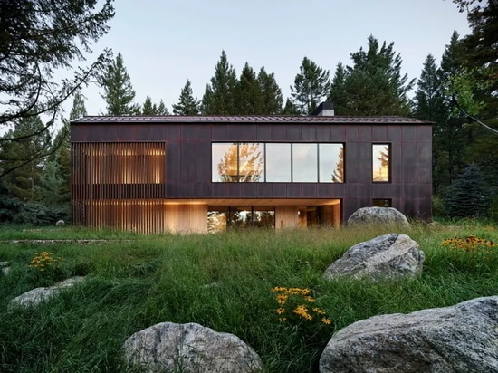 Questo rifugio minimalista del Wyoming è il luogo perfetto per staccare la spina