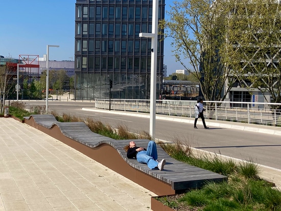 Podio solido Surf Isles - Ponte Olimpico Louafi Bouguera, Parigi