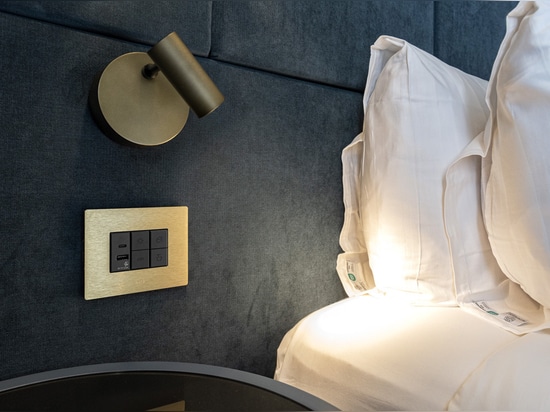 Un impianto elettrico con design AVE al Nemi Hotel di Milano