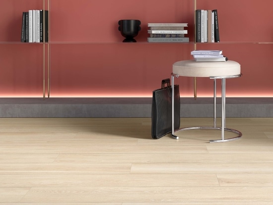 La forza espressiva del colore rosso nelle lastre ceramiche di Casalgrande Padana