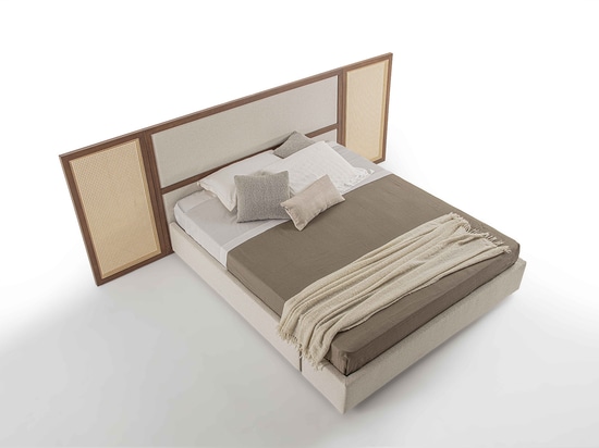 Letto con testiera in paglia di Vienna