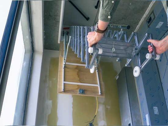 Botole per tetti TopAccess con scala retrattile presso "De Gebroeders" a Eindhoven (NL)