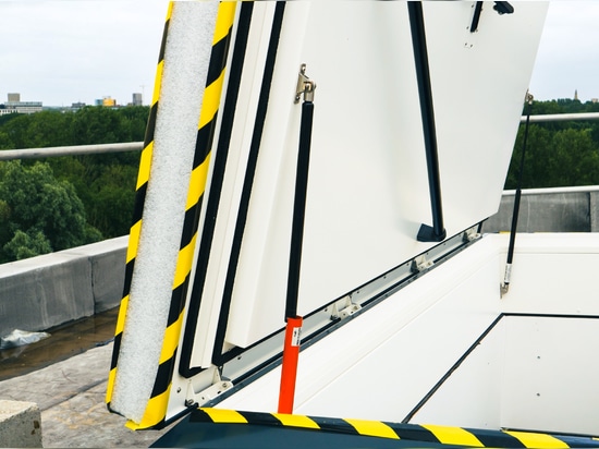 Botole per tetti TopAccess per l'edificio Feringa, Università di Groningen (NL)