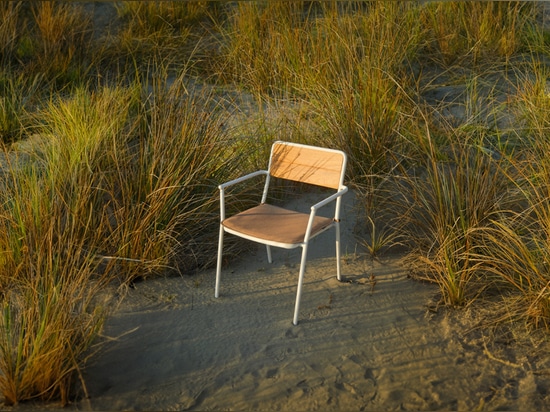 Collezione EDI: Un'interpretazione minimalista dell'eleganza italiana