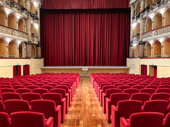 TEATRI - Padova, Italia