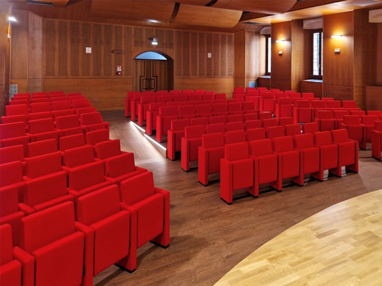 SEDUTE ARES LINE PER CONSERVATORIO - Verona, Italia