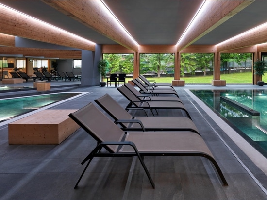 Hotel Fedora: un esempio di architettura alpina in gres porcellanato
