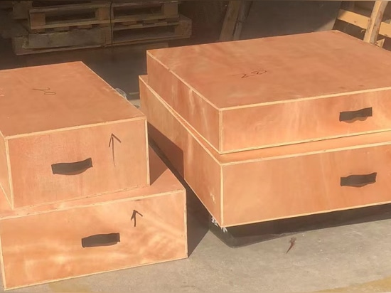 Casse di legno personalizzate per l'imballaggio sicuro dei lampadari