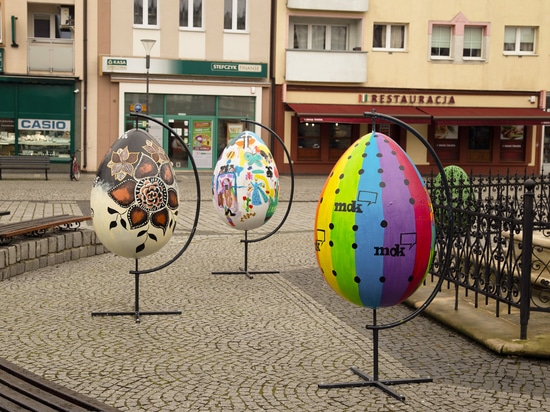 Iniziative comunitarie di Pasqua: coinvolgere gli spazi pubblici attraverso la creatività condivisa