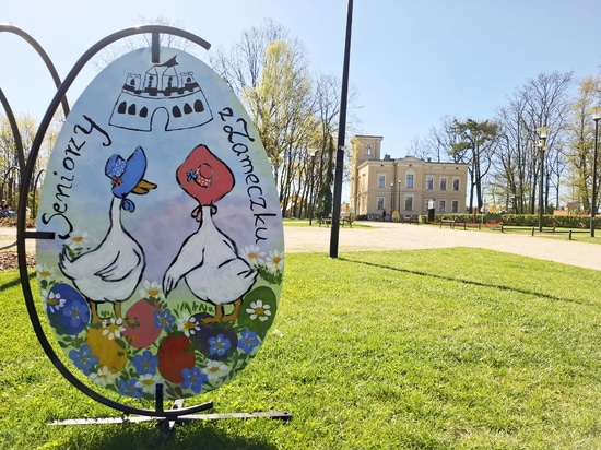 Iniziative comunitarie di Pasqua: coinvolgere gli spazi pubblici attraverso la creatività condivisa