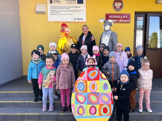 Iniziative comunitarie di Pasqua: coinvolgere gli spazi pubblici attraverso la creatività condivisa