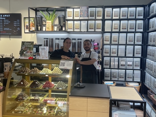 Distributori di caffè in grani a parete ermeticamente sigillati per la vendita al dettaglio di prodotti speciali