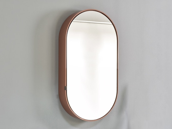 Oval Box, Ninfea