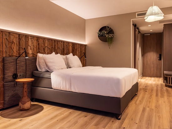 Dune e Canyon Teak - Strandhotel Duinoord