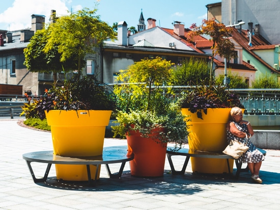 Arredo urbano: soluzioni funzionali per gli spazi pubblici