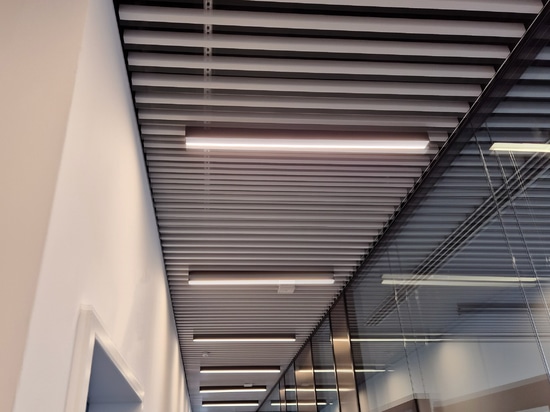 Atena Baffle Metallici in aggancio