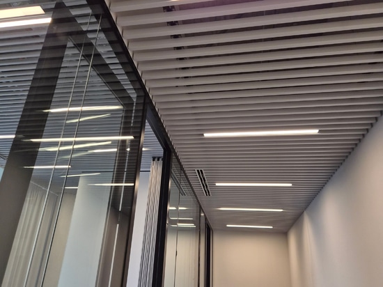 Atena Controsoffitto Metallico elevate prestazioni