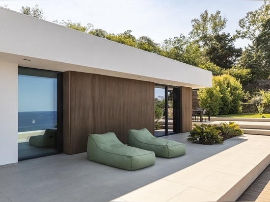 Déco firma una terrazza vista mare a Milazzo