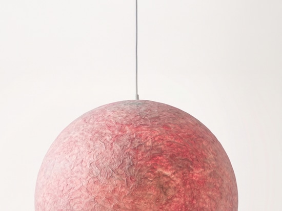 CALEYDO, la lampada eco-sostenibile di In-es.artdesign vince il SIT Furniture Design Award