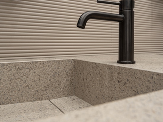 CERSAIE 2026: CASALGRANDE PADANA EVOLVE LA COLLEZIONE ELEMENTS - Superfici tattili e design sensoriale
