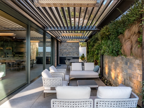 Vision per Villa Tree: permeabilità in e outdoor