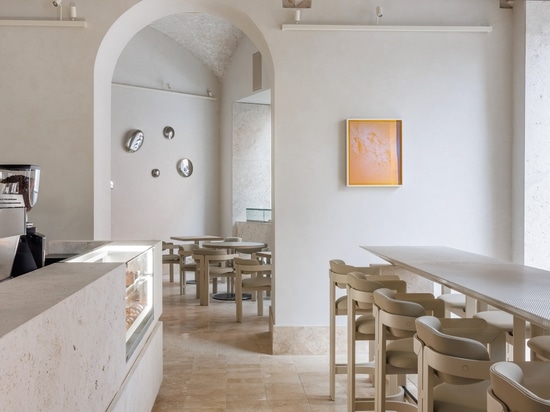 Gallotti&Radice entra nel mondo dell’hotellerie di lusso, inaugurando una nuova visione dell’abitare contemporaneo anche negli spazi dell’ospitalità