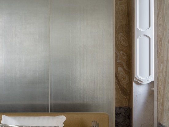 Gallotti&Radice entra nel mondo dell’hotellerie di lusso, inaugurando una nuova visione dell’abitare contemporaneo anche negli spazi dell’ospitalità