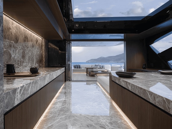 Marmo alleggerito per yacht