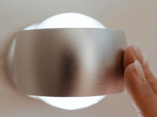 Applique moderne a LED s.luce Beam
