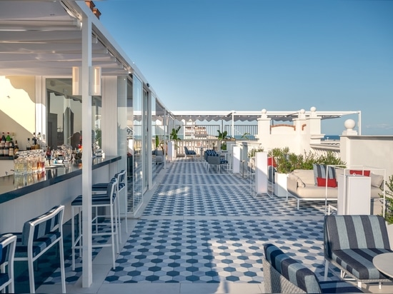 L’eleganza vista mare: il rooftop "1923 Casa Bianca" firmato KE